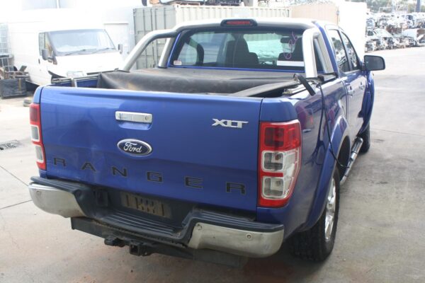 FORD RANGER PX 06/2011-2022 MANUAL FOLD MIRROR SWITCH - Image 3