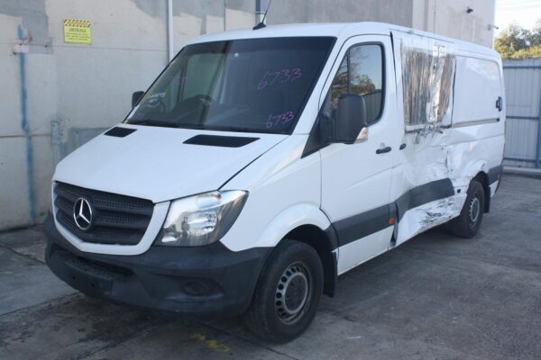 MERCEDES BENZ SPRINTER NCV3 10/2006-04/2018 RIGHT DOOR MIRROR VAN TYPE - Image 8