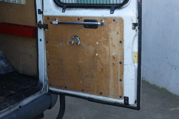 FORD TRANSIT VF-VG 05/1996-09/2000 RIGHT TAILGATE DOOR HANDLE OPENING DOOR TYPE - Image 12