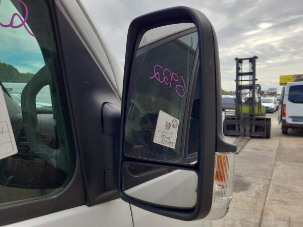 MERCEDES SPRINTER 2006-2018 BOOTLID/TAILGATE BARN DOOR (RH SIDE), NCV3, LOW ROOF - Image 9