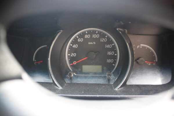 TOYOTA HIACE TRH/KDH 03/2005-04/2019 COURTESY LIGHT FRONT - Image 13