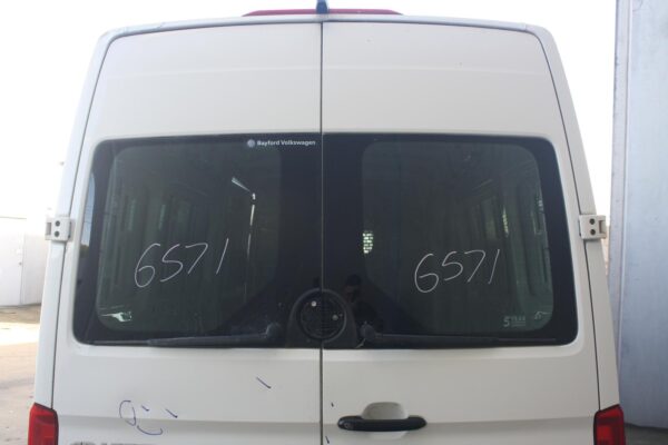 VOLKSWAGEN CRAFTER SY1 08/2017-2022 DOOR HANDLE OUTER RIGHT BARN DOOR - Image 11