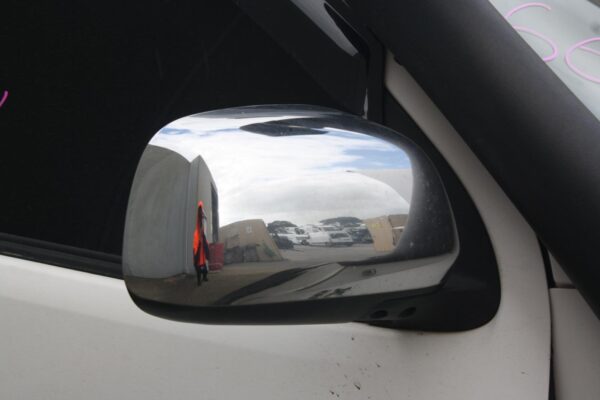 TOYOTA HILUX 02/2005-06/2011 LEFT GUARD FLASHER REPEATER - Image 7