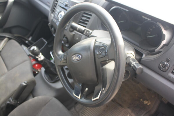 FORD RANGER PX SERIES 1-3 06/2011-04/2022 RADIATOR MANUAL T/M 2.2L DIESEL - Image 31