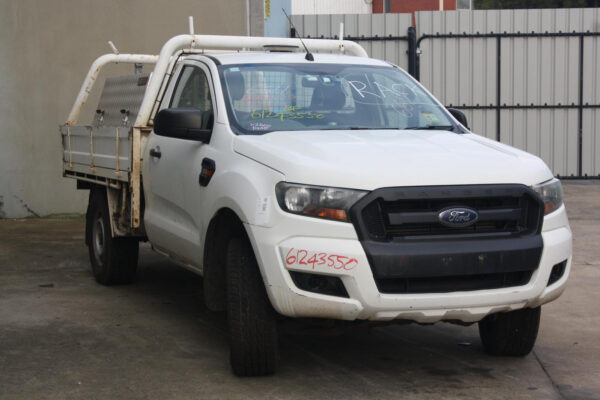 FORD RANGER PX SERIES 1-3 06/2011-04/2022 RADIATOR MANUAL T/M 2.2L DIESEL - Image 14