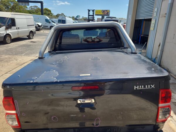 TOYOTA HILUX 2005-2011 TRIM PANEL KICK PANEL LH SIDE, LIGHT GREY, 02/05-06/11 - Image 27