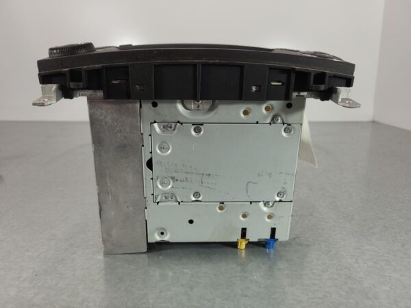 MERCEDES VIANO 2005-2014 STEREO/HEAD UNIT SAT NAV UNIT, 639, 07/05-12/14 - Image 2