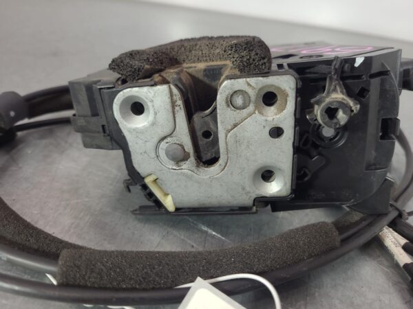 RENAULT TRAFIC 2015-2024 LOCK MECHANISM LEFT REAR DOOR LOCK, NON DEADLOCKING TYP - Image 3