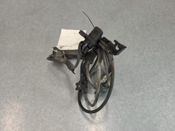 TOYOTA HILUX 2005-2015 ABS SENSOR LH FRONT, NON VSC, LOOM TYPE, 03/05-08/15 - Image 2