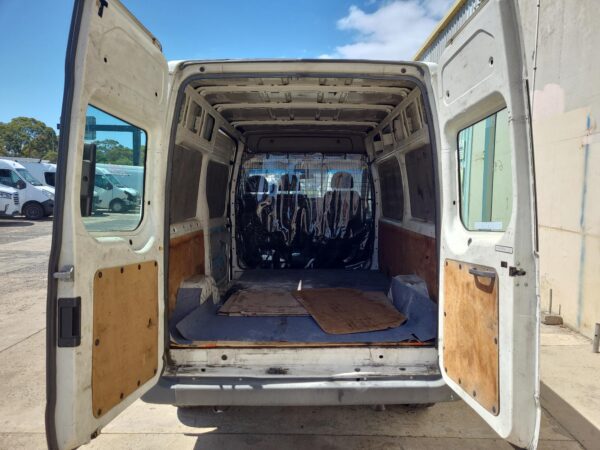 FORD TRANSIT 2000-2006 BOOTLID/TAILGATE BACK DOOR (RH DOOR), VH-VJ, MID ROOF TYP - Image 10