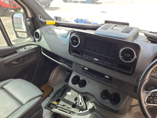 MERCEDES SPRINTER 2018-2024 FUEL SENDING UNIT VS30, 05/18- - Image 43