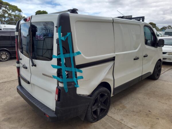 RENAULT TRAFIC 2015-2024 COURTESY LIGHT FRONT, X82, 01/15- - Image 12