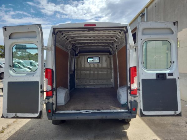 FIAT DUCATO 2006-2023 LEFT REAR DOOR LEFT REAR SLIDING DOOR, NON GLASS TYPE, MID - Image 35
