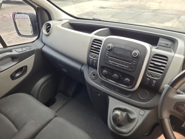 RENAULT TRAFIC 2015-2024 COURTESY LIGHT FRONT, X82, 01/15- - Image 25