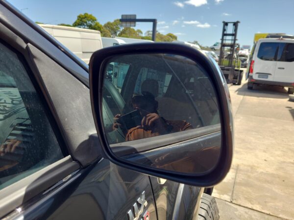 TOYOTA HILUX 2005-2012 CALIPER RH FRONT, 4WD, 13WH CALIPER CASTING NUMBER, 02/05 - Image 26