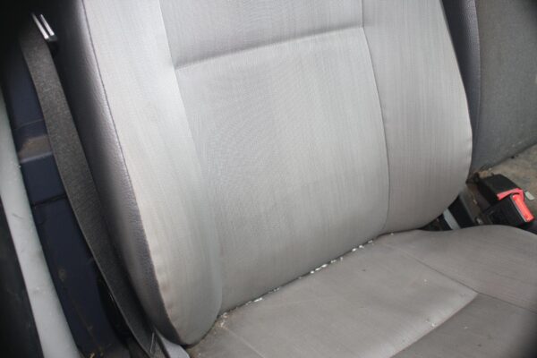 VOLKSWAGEN CRAFTER 2007-2017 DOOR HINGE/RUNNER UPPER, LH SLIDING DOOR ROLLER, 02 - Image 31