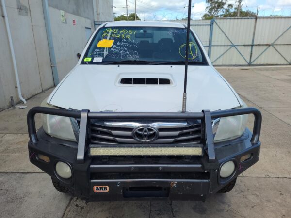 TOYOTA HILUX 2011-2015 COURTESY LIGHT CENTRE, 07/11-08/15 - Image 12