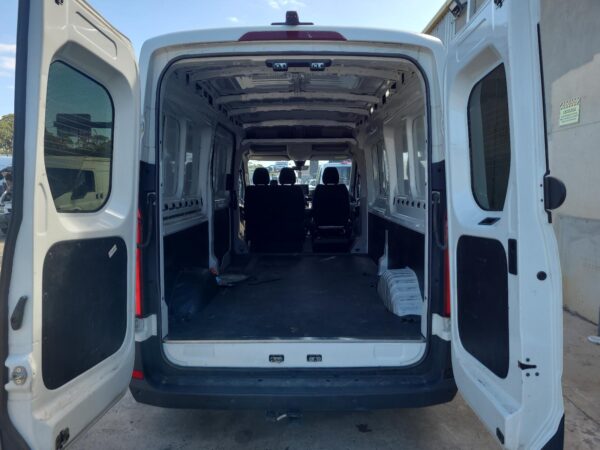 LDV DELIVER 9 2020-2024 RIGHT GUARD 07/20- - Image 8