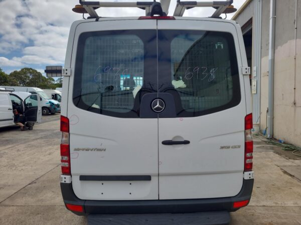 MERCEDES SPRINTER 2006-2018 WIPER MOTOR FRONT, NCV3, 10/06-04/18 - Image 36