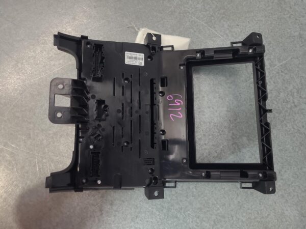 FORD RANGER 2015-2022 HEATER/AC CONTROLS PX, CLIMATE CONTROL, NON HEATED SEATS T - Image 4