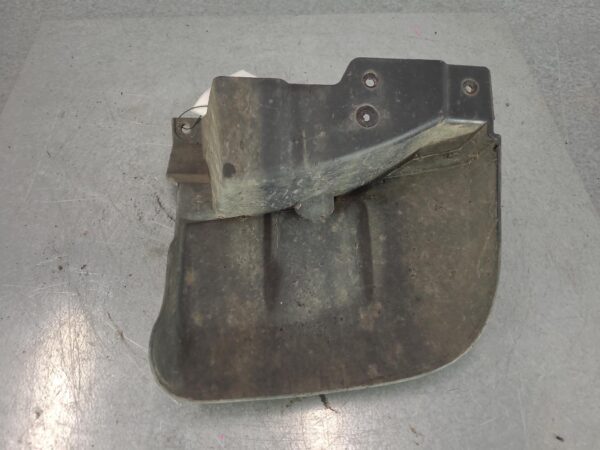 MITSUBISHI TRITON 2006-2015 MUD FLAPS LH FRONT, MN, W/ FLARES TYPE, 07/06-04/15 - Image 2