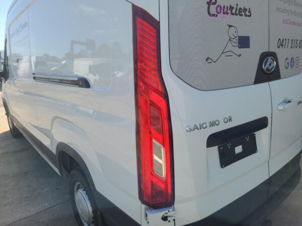 LDV DELIVER 9 2020-2024 MUD FLAPS RH REAR, 07/20- - Image 7