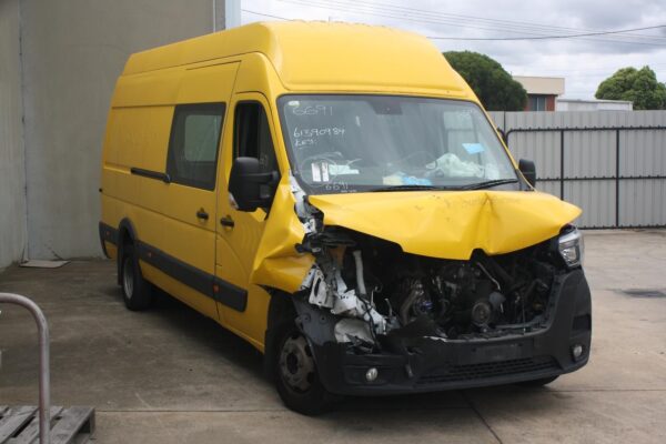 RENAULT MASTER 2011-2024 DOOR HINGE/RUNNER UPPER, RH SLIDING DOOR, X62, 09/11- - Image 56