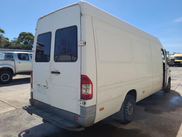 MERCEDES SPRINTER 1998-2006 LEFT FRONT HUB ASSEMBLY SINGLE REAR WHEEL, ABS TYPE, - Image 86