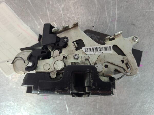 MERCEDES VITO 2004-2015 LOCK MECHANISM LEFT REAR DOOR LOCK, 639, 04/04-02/15 - Image 4