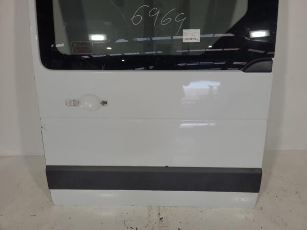 RENAULT MASTER 2011-2024 LEFT REAR DOOR X62, BUS, HIGH ROOF, W/ POWER TYPE, 09/1 - Image 3