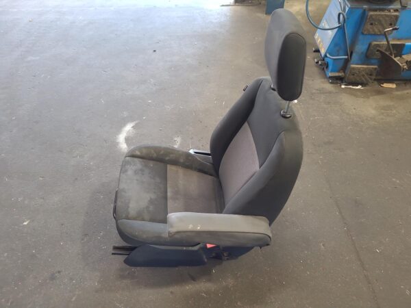 FORD TRANSIT CUSTOM 2018-2023 FRONT SEAT RH FRONT, CLOTH, VN, 01/18- - Image 3