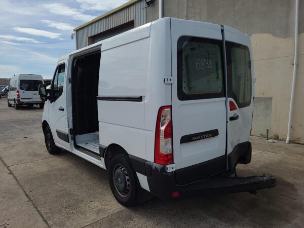 RENAULT MASTER 2011-2020 BOOTLID/TAILGATE BARN DOOR (LH SIDE), LOW ROOF, X62, 09 - Image 9