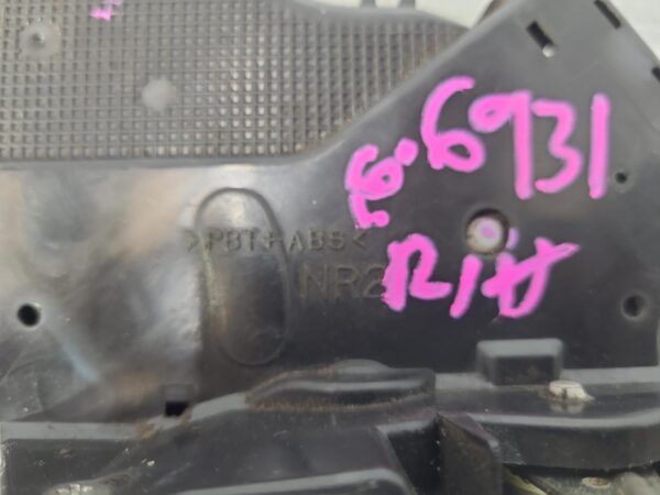 TOYOTA HILUX 2005-2015 LOCK MECHANISM RIGHT FRONT DOOR LOCK, POWER, 02/05-08/15 - Image 4