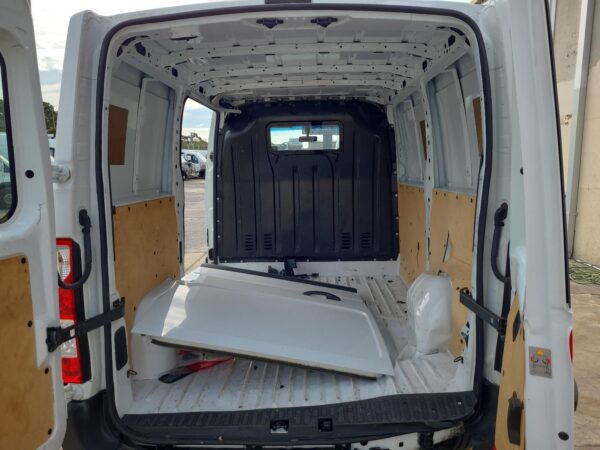 RENAULT MASTER 2011-2020 BOOTLID/TAILGATE BARN DOOR (LH SIDE), LOW ROOF, X62, 09 - Image 11