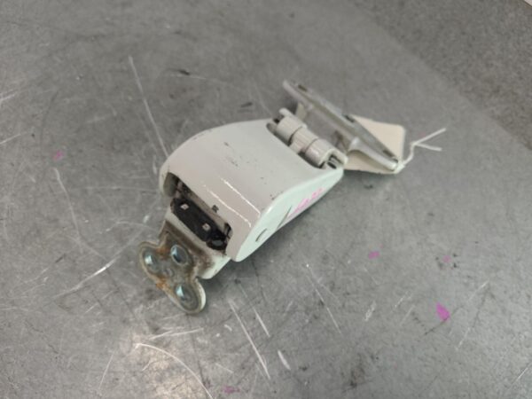 LDV DELIVER 9 2020-2024 BOOTLID/TAILGATE HINGE BARN DOOR HINGE, 270 DEGREE, UPPE - Image 2