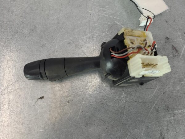 RENAULT TRAFIC 2015-2024 COMBINATION SWITCH FLASHER SWITCH, X82, 01/15- - Image 2