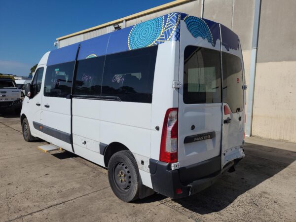 RENAULT MASTER 2011-2024 LEFT REAR DOOR X62, BUS, HIGH ROOF, W/ POWER TYPE, 09/1 - Image 6