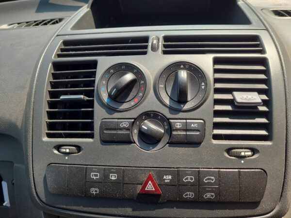 MERCEDES VITO 2004-2015 RIGHT FRONT DOOR 639, 04/04-02/15 - Image 12