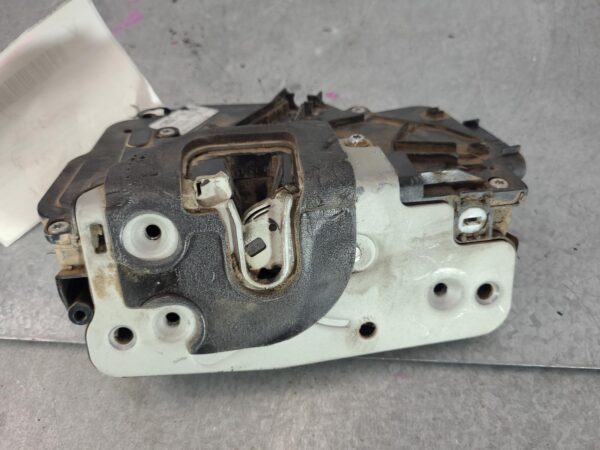 FORD TRANSIT 2014-2019 LOCK MECHANISM LEFT REAR DOOR LOCK, SLIDING DOOR, NON POW - Image 2