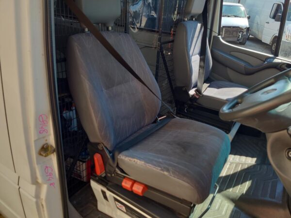 MERCEDES SPRINTER 2000-2006 LEFT FRONT DOOR VAN, 05/00-10/06 - Image 26