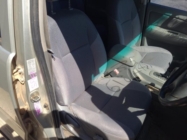 TOYOTA HILUX 2005-2015 LOCK MECHANISM RIGHT FRONT DOOR LOCK, POWER, 02/05-08/15 - Image 8