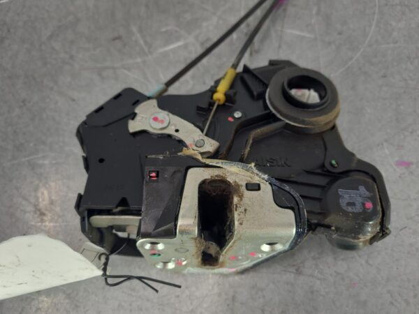 TOYOTA HILUX 2005-2015 LOCK MECHANISM RIGHT FRONT DOOR LOCK, POWER, 02/05-08/15 - Image 4
