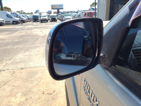 TOYOTA HILUX 2005-2015 LOCK MECHANISM RIGHT FRONT DOOR LOCK, POWER, 02/05-08/15 - Image 7