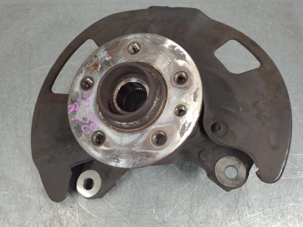 VOLKSWAGEN CRAFTER 2017-2025 RIGHT FRONT HUB ASSEMBLY SY1, 08/17-