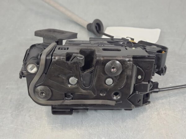 VOLKSWAGEN CRAFTER 2017-2024 LOCK MECHANISM LEFT FRONT DOOR LOCK, SY1, 08/17-
