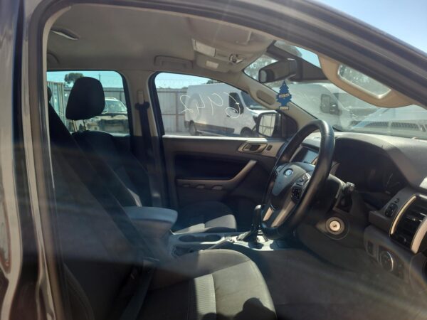 FORD RANGER 2011-2022 LEFT FRONT DOOR WINDOW PX, DUAL CAB, LAMINATED TYPE, 06/11 - Image 9