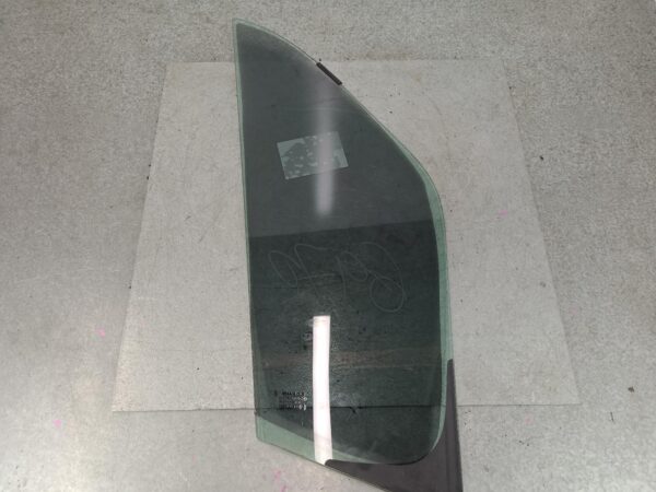 RENAULT MASTER 2011-2025 LEFT FRONT 1/4 DOOR GLASS X62, 09/11- - Image 13