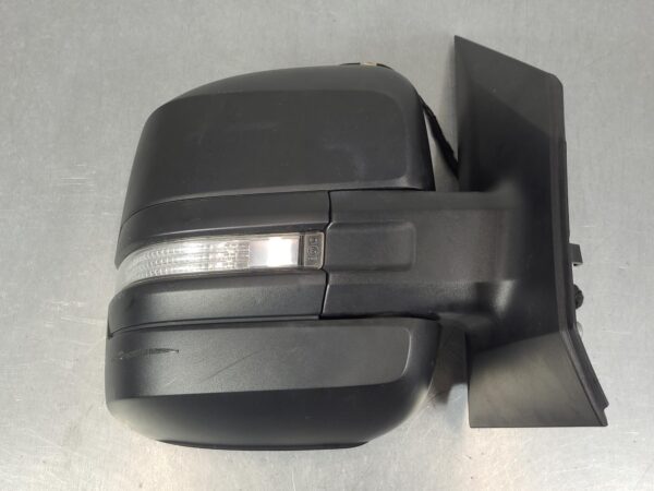 VOLKSWAGEN CRAFTER 2017-2024 RIGHT DOOR MIRROR SY1, W/ POWER FOLD TYPE, 08/17-