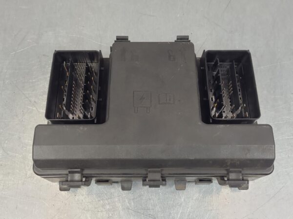 FORD RANGER 2015-2022 FUSE BOX PX SERIES 2-3, ENGINE BAY, MAIN RELAY/FUSE BOX, P