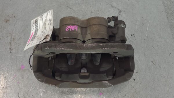 VOLKSWAGEN CRAFTER 2007-2017 CALIPER LH FRONT, SINGLE WHEEL TYPE, 02/07-07/17 - Image 3